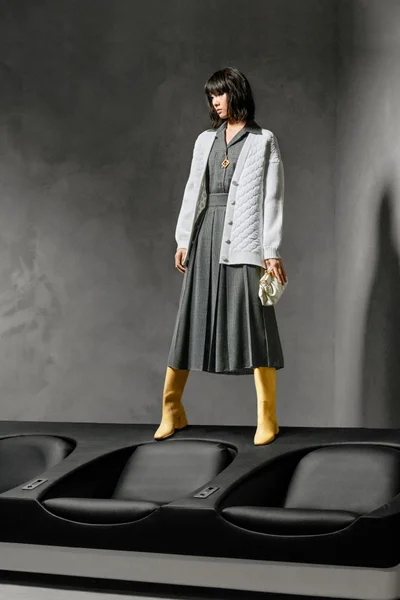 Look 3